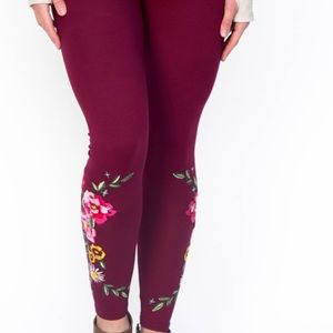 Agnes & Dora Embroidered Leggings Dark Berry NWT
